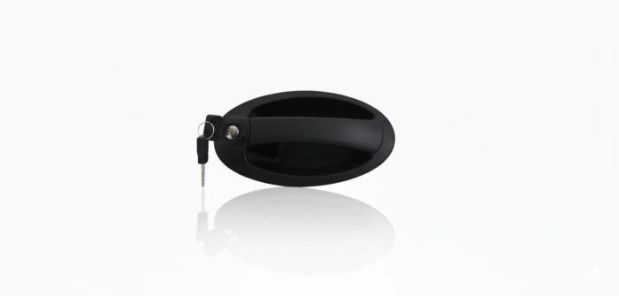 HANDLE DOOR RIGHT 333/Y2924