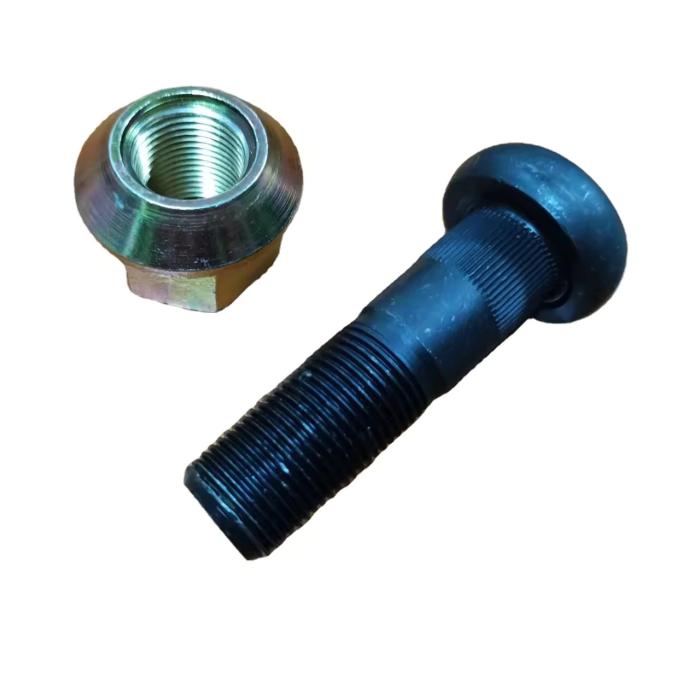 BOLT & NUT WHEEL 826/00923